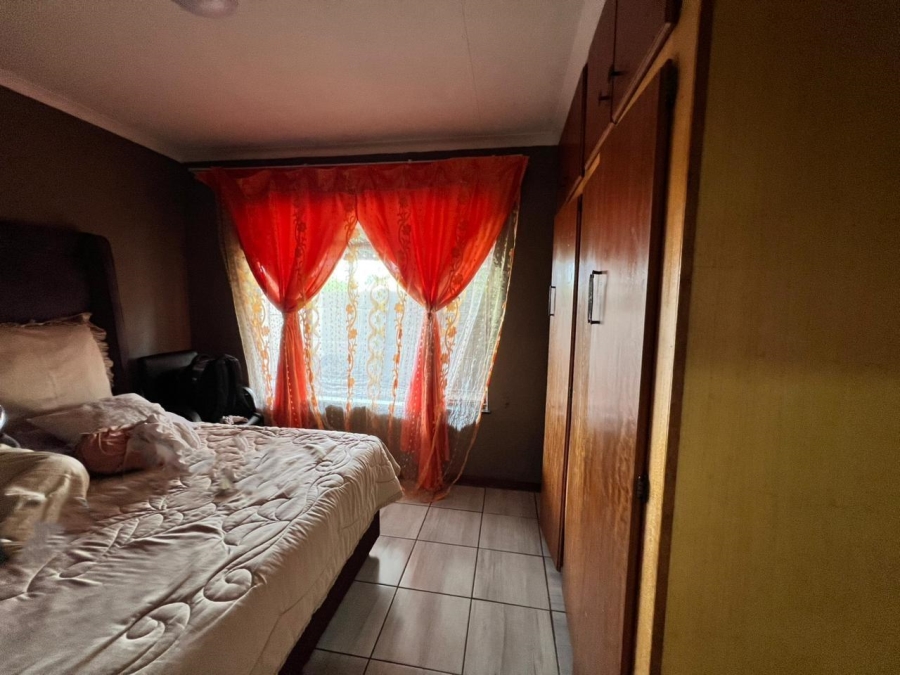 3 Bedroom Property for Sale in Lourierpark Free State
